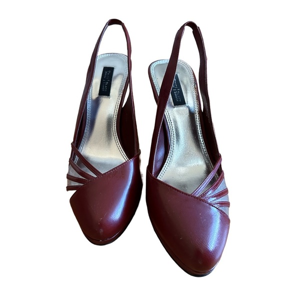 WHBM Burgundy Slip On 3” Heels, Size 8. - Picture 2 of 5